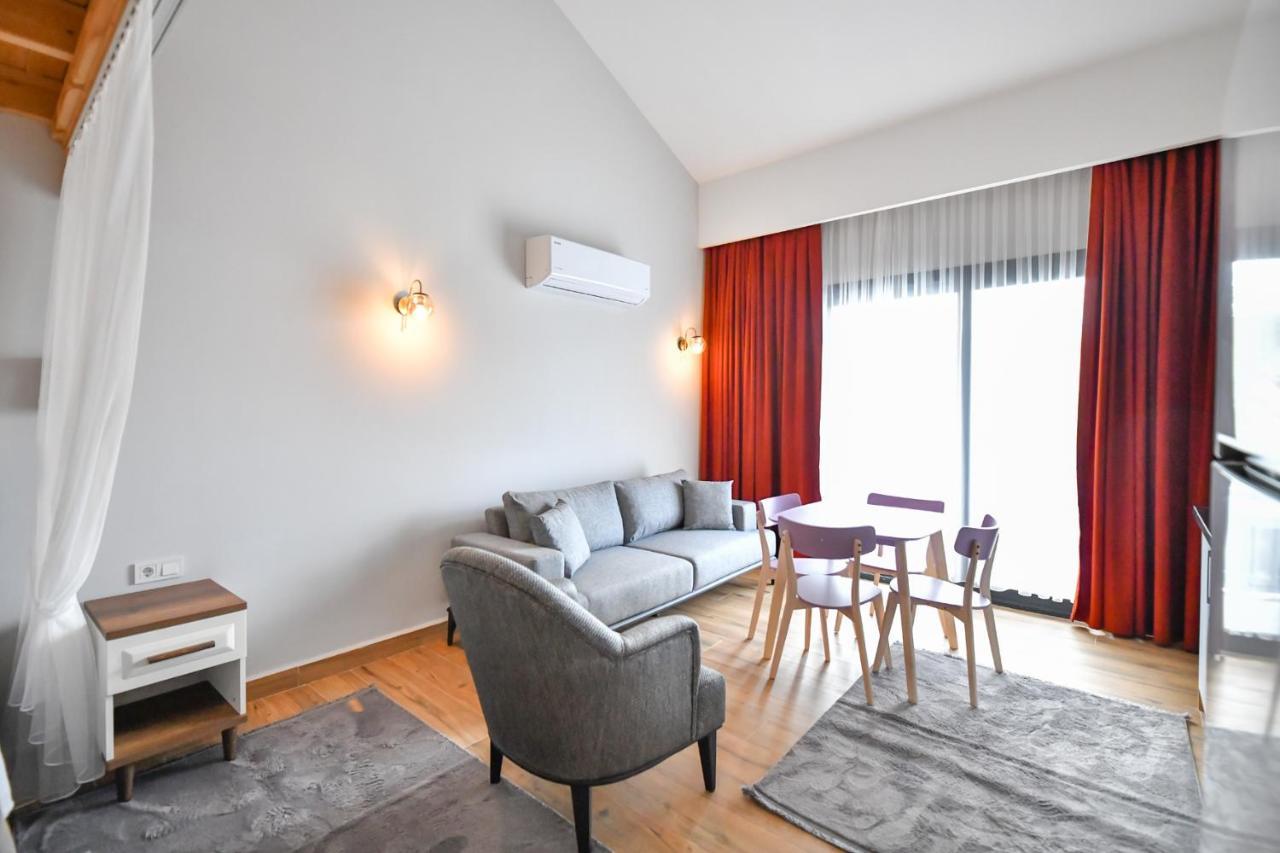 Red Moon Suites Fethiye Ngoại thất bức ảnh